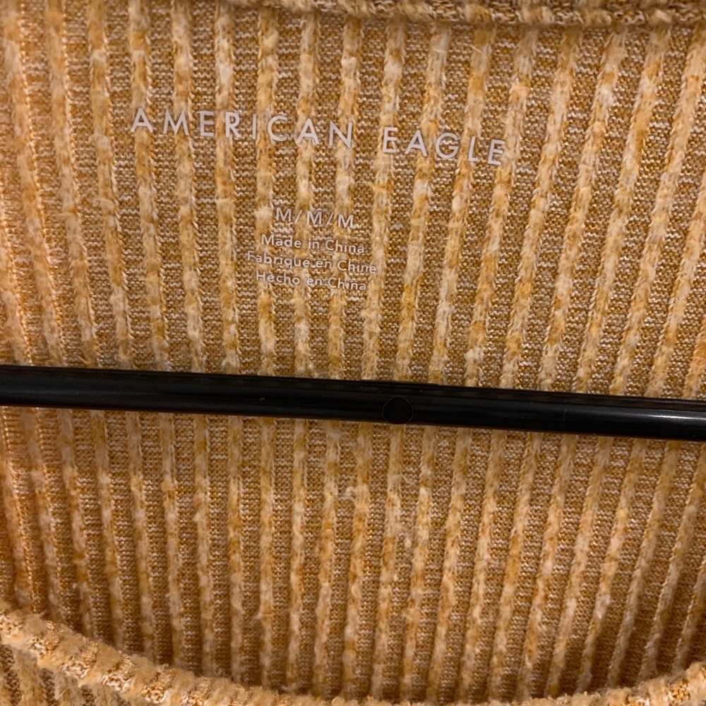 American eagle top! - Picture 3 of 3